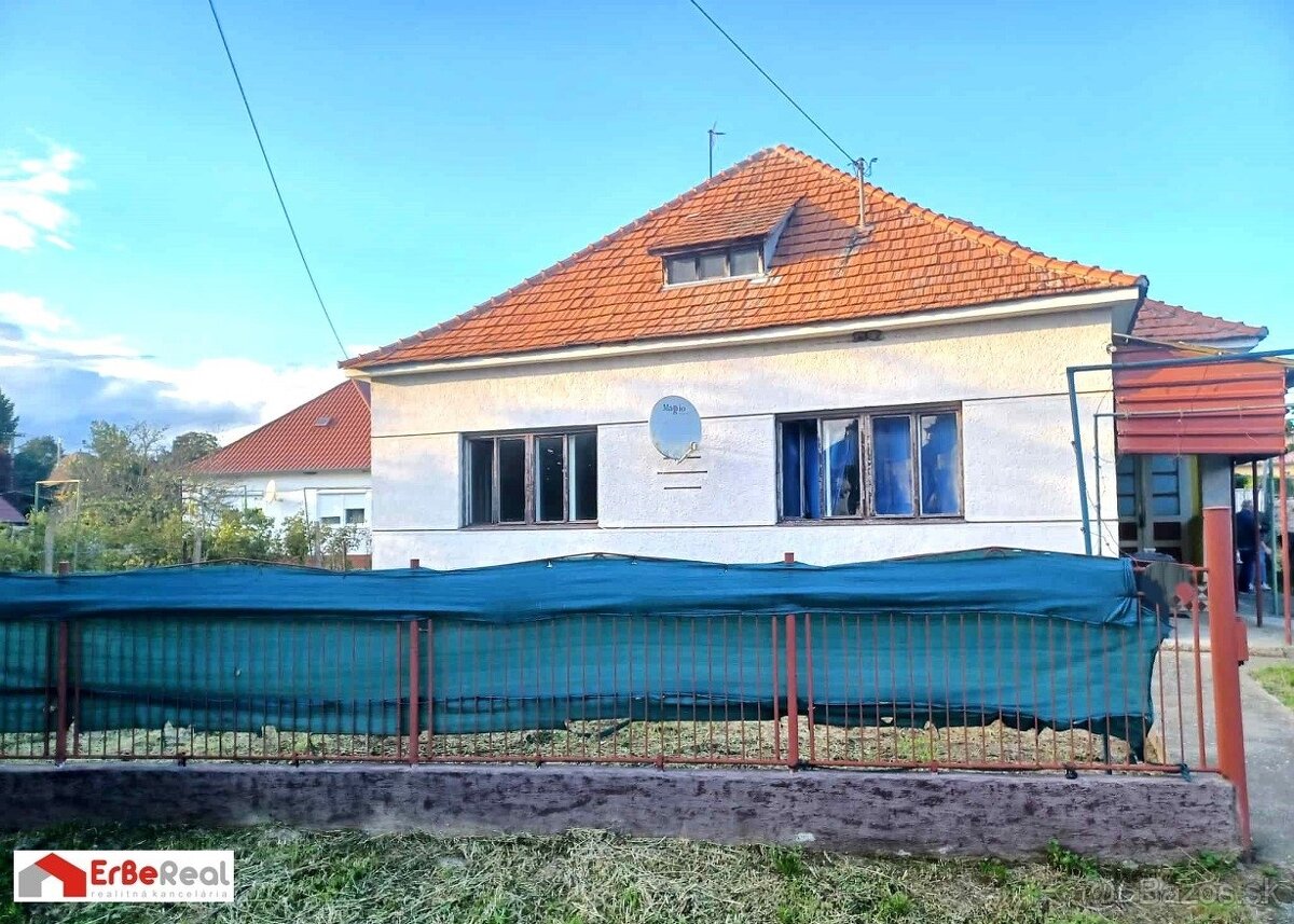 Na predaj rodinný dom v Hornej Kráľovej - centrum obce