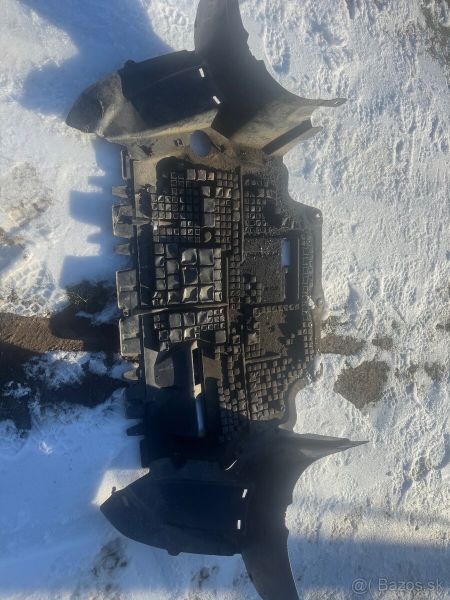 Kryt motora spodný vw passat b6