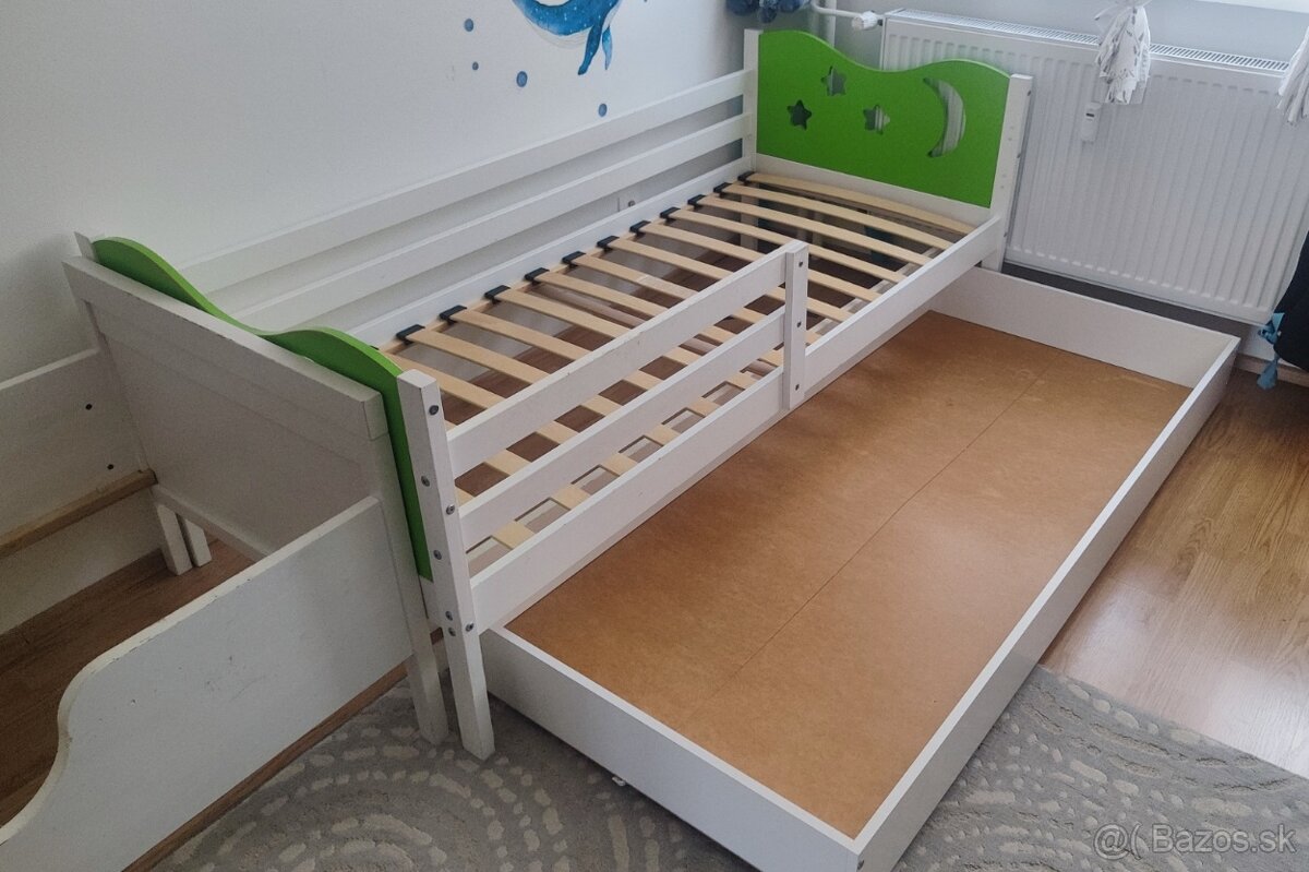 Detska postel