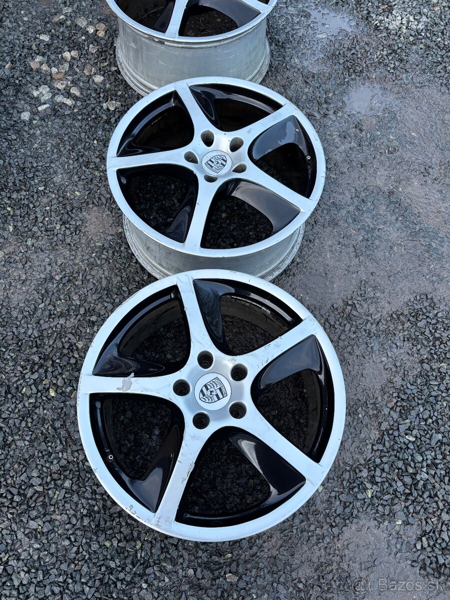 Predam Porsche Elektrony R20