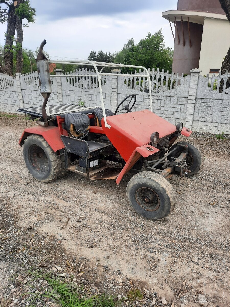 Traktor horska kosačka