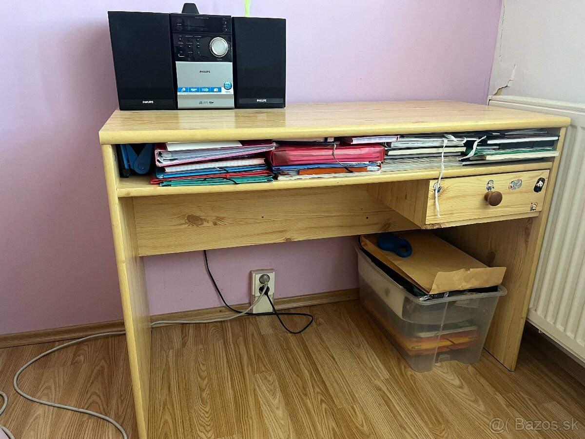 Predám stôl za symbolickú sumu 5eur