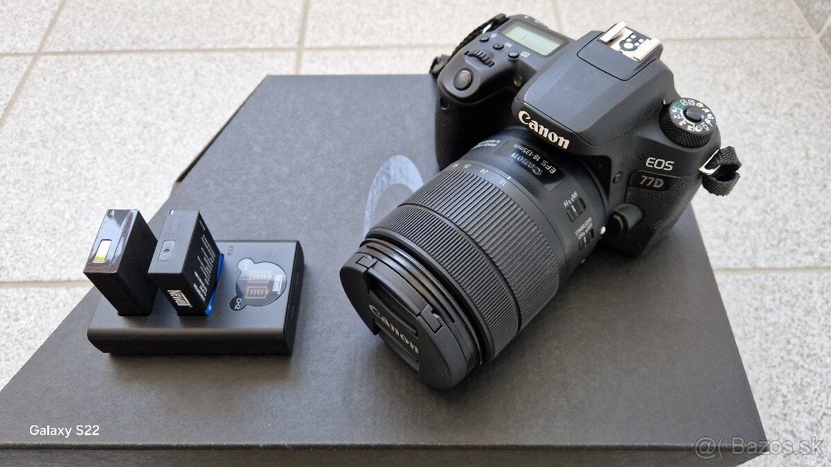 CANON EOS 77D