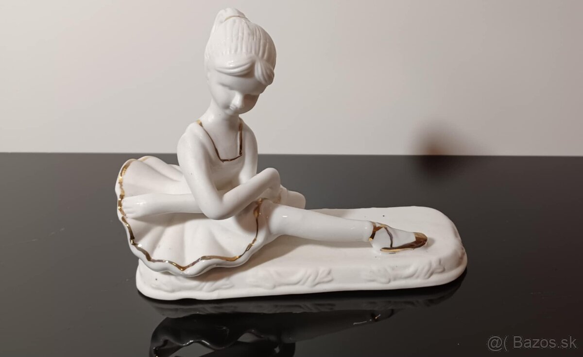 Značená porcelánová baletka