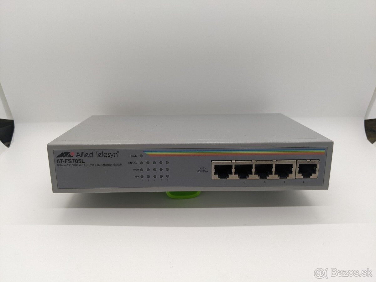 SWITCH 10/100 Allied Telesyn AT-FS705L