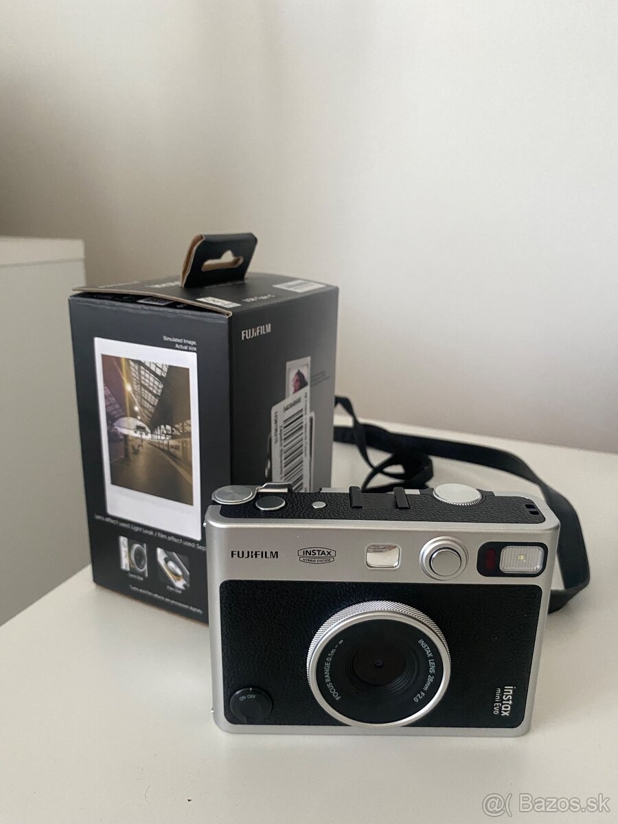 Fujifilm Instax Mini Evo