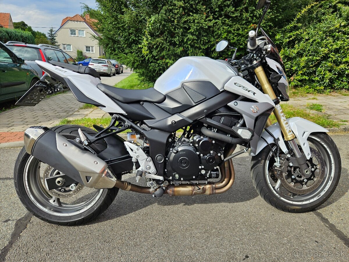 Suzuki gsr750,78kw, rv.2015 ,kompletní servisní historie,ČR
