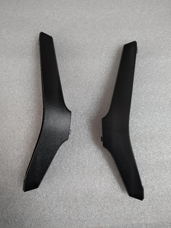 Nôžky /stojan/ pre TV SHARP 32CB3E.