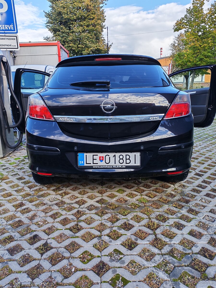 Opel Astra GTC