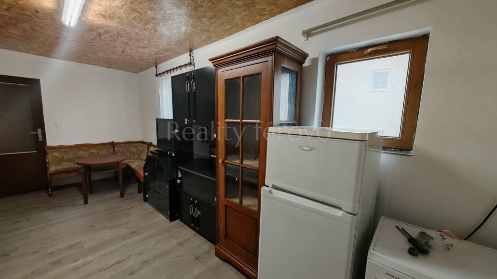 Na prenájom garsónka v rodinnom dome