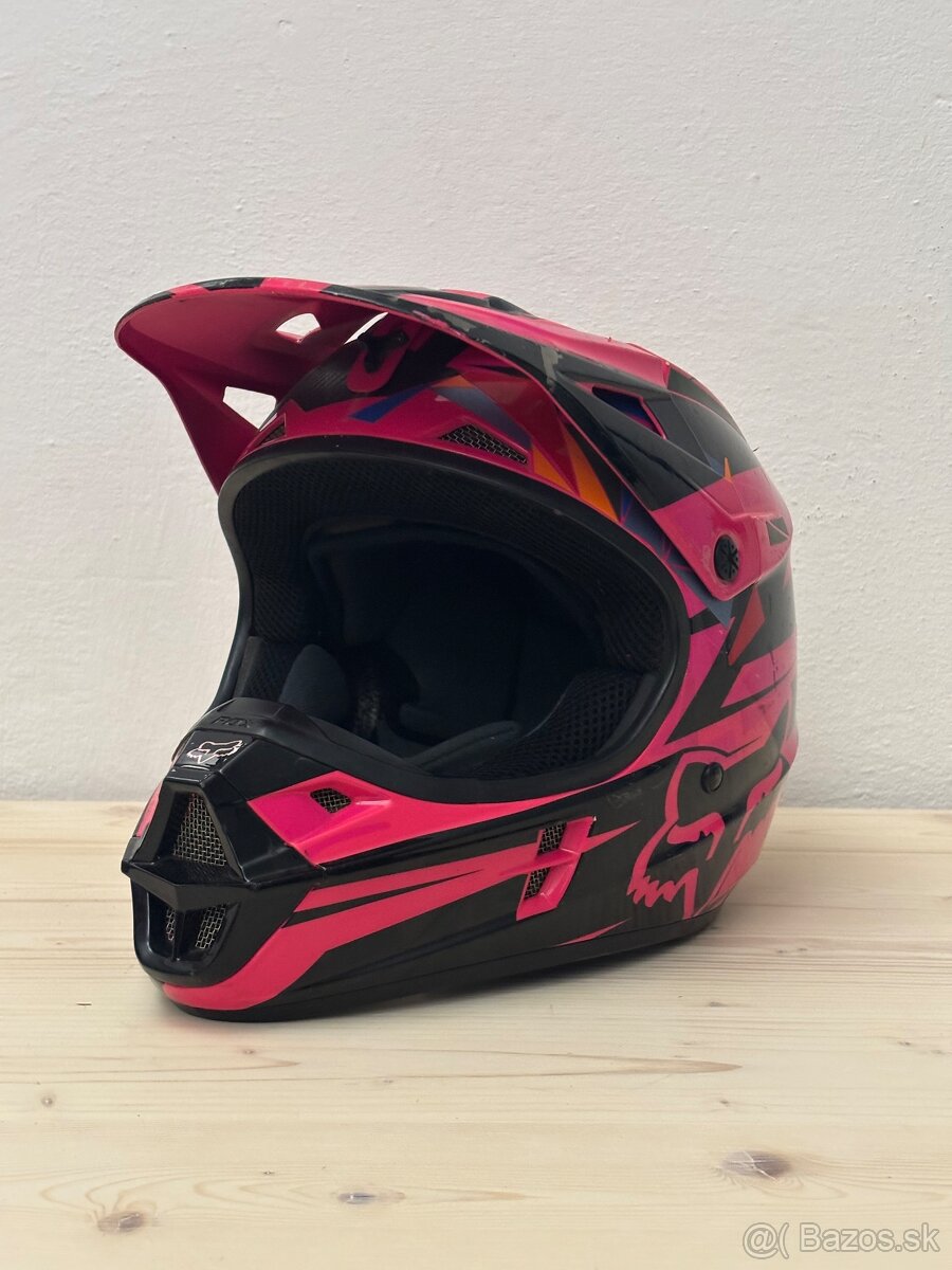 Predám detskú/juniorskú prilbu FOX RACING (veľkosť XS (53–54