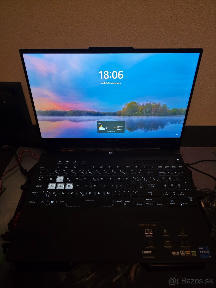 Predam herný notebook ASUS TUF DASH F15 FX517ZR_FX517ZR