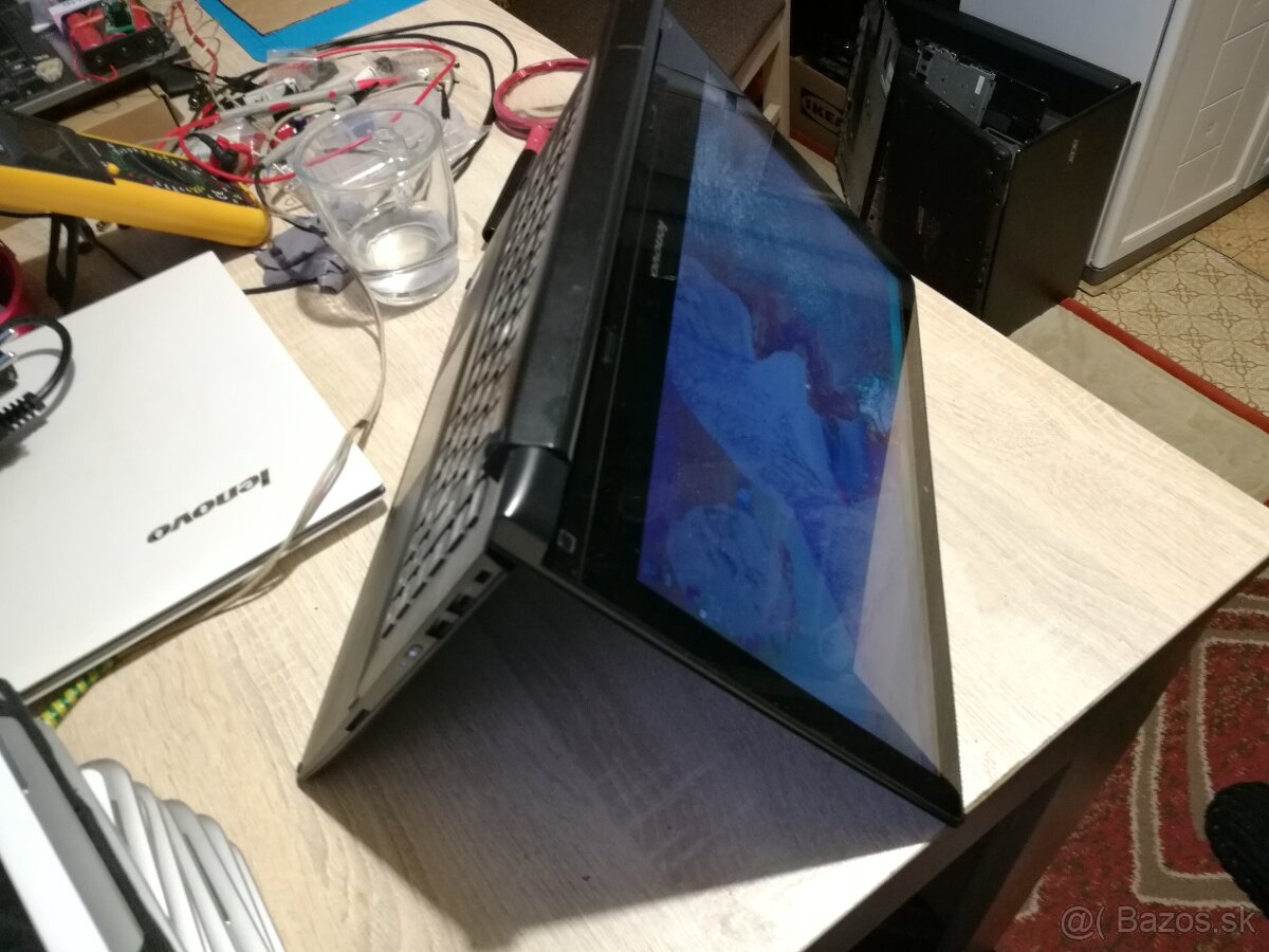 Lenovo Flex 14. Dotykový display. Intel 4-jadro. 256GB SSD.