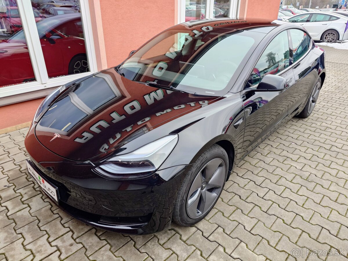 Tesla Model 3 2023 Standard 208 kW RWD