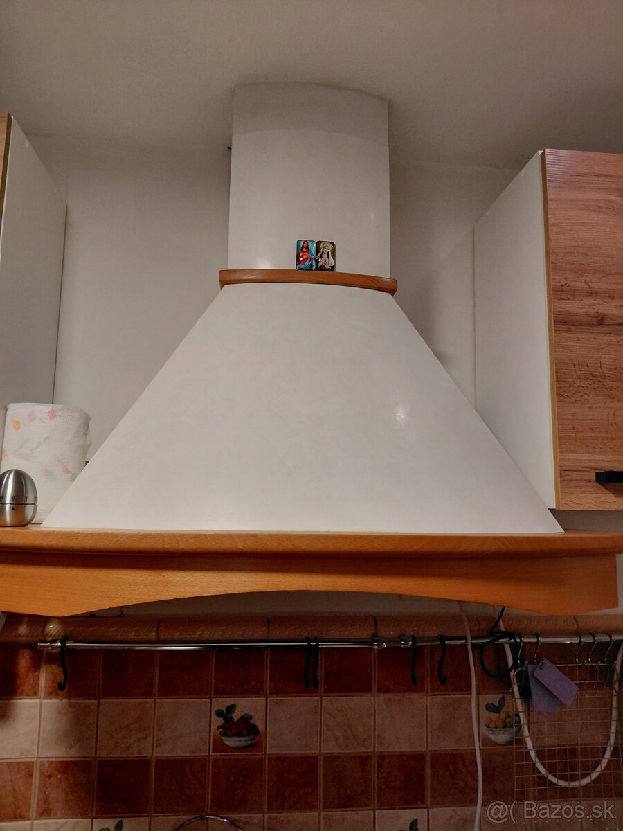 Plnefunkčný digestor Amica