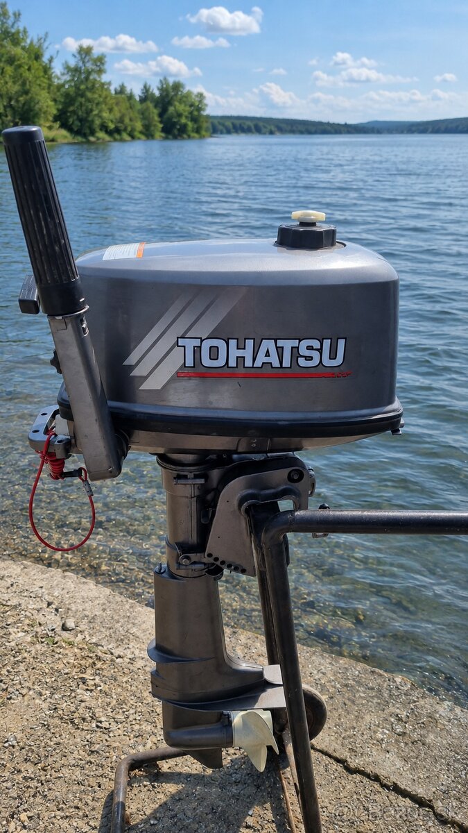 Lodný motor TOHATSU