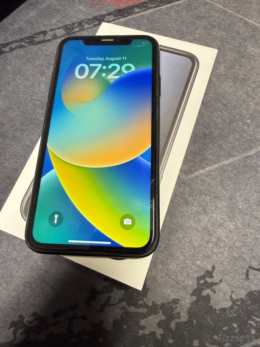 Phone XR 128 GB – čierny