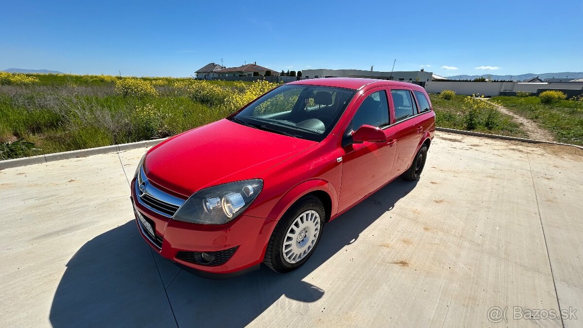 Opel Astra H kombi 1.7 CDTI 81kW