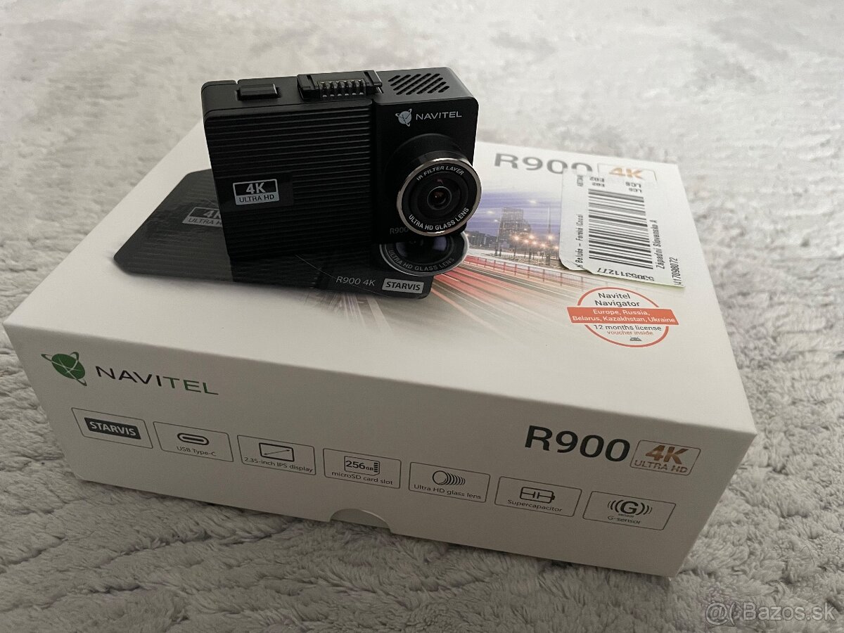 NAVITEL R900 4K