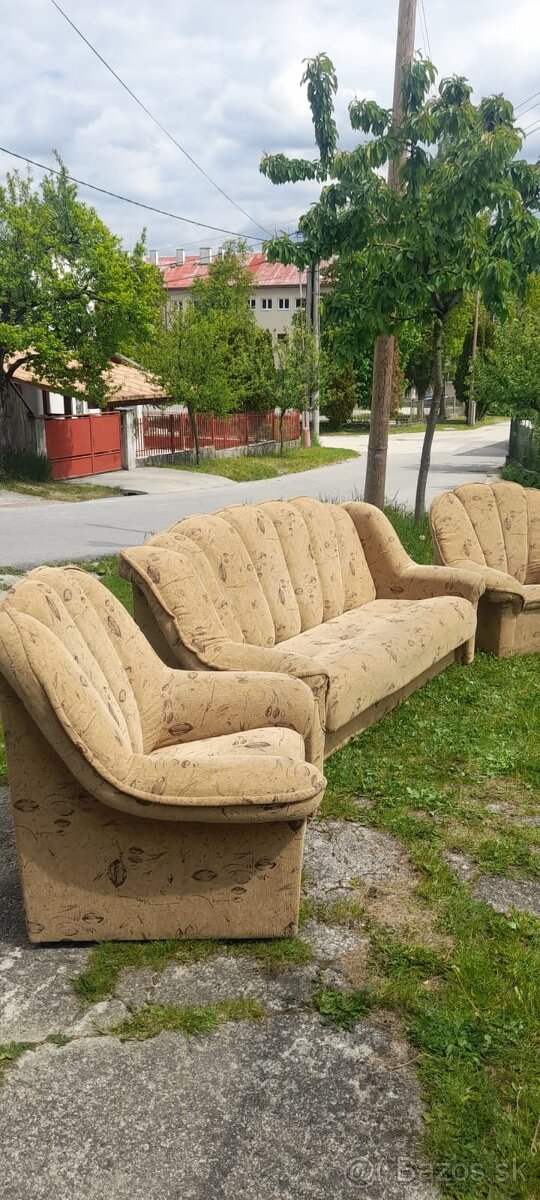 Sedacia súprava s kreslami