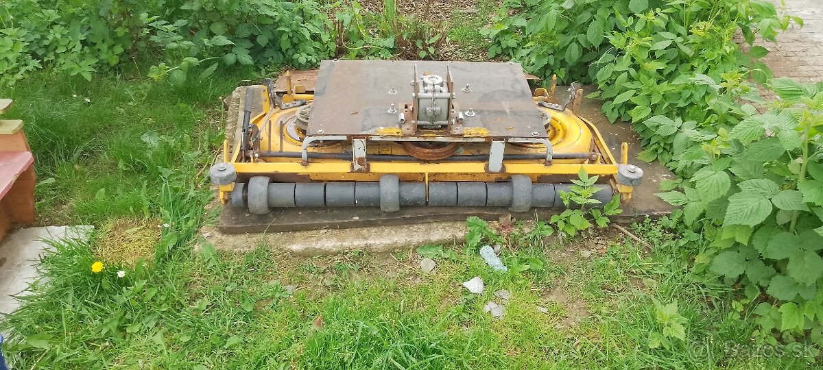 Predám parkovu kosačku za malotraktor