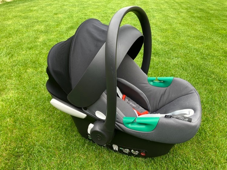 Vajíčko Cybex v ZARUKE+ veci čo ostali po dcére