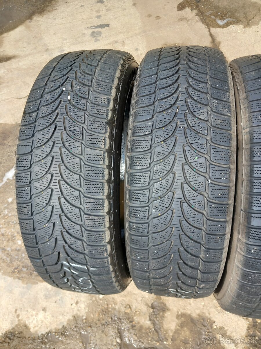 Zimne pneumatiky 225/65R17