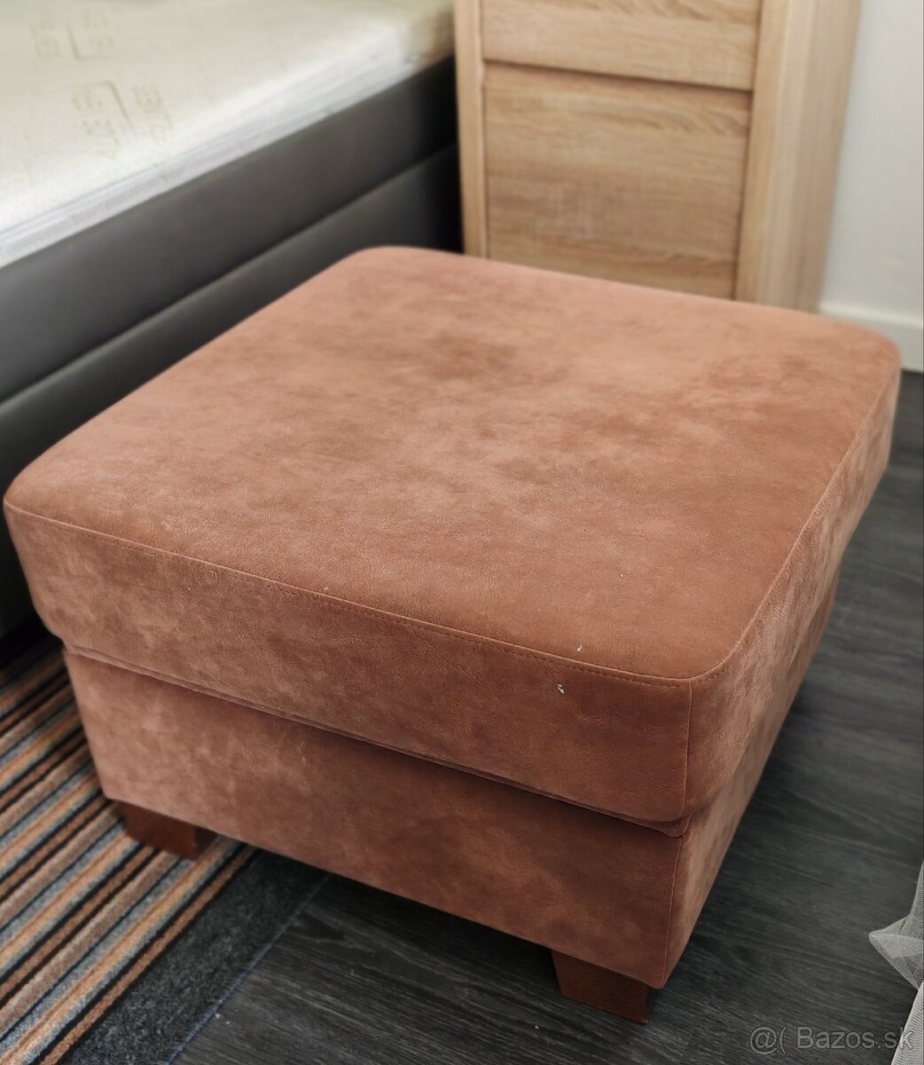 Taburet 66x66 cm s úložným priestorom