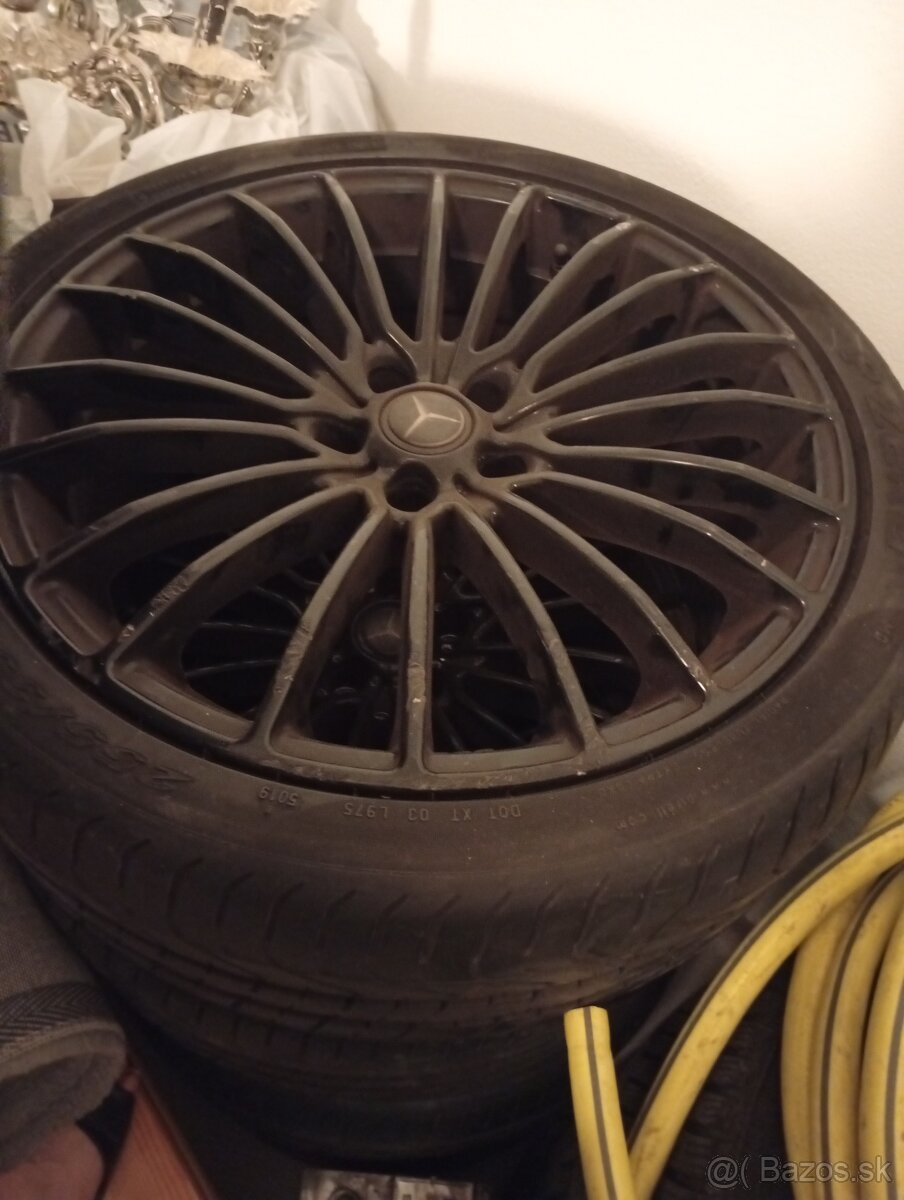 Sada diskov Mercedes 19" s letnými pneumatikami – 255/35 R1