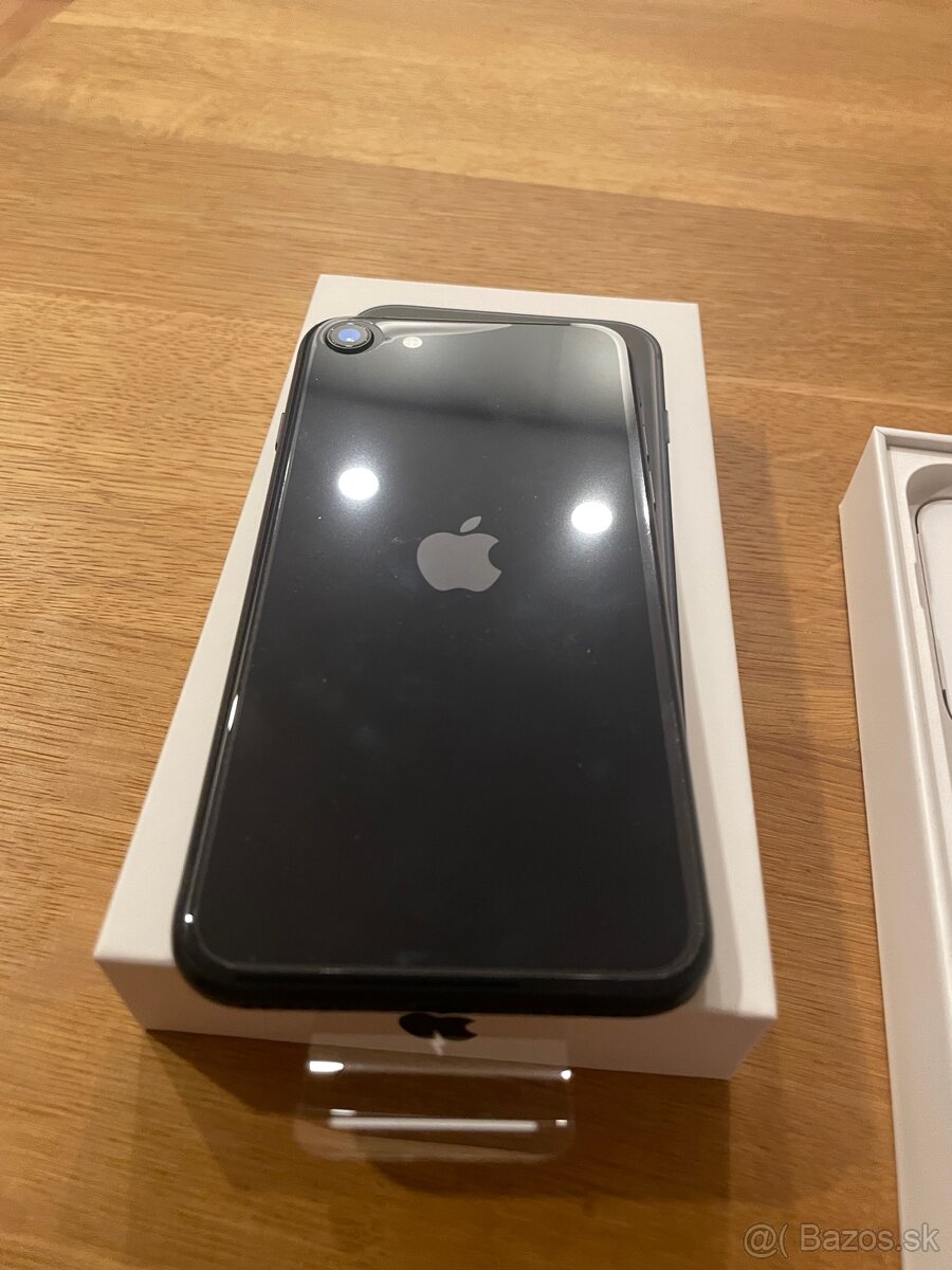 Novy Iphone SE
