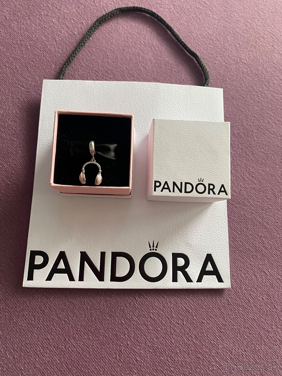 Pandora privesok sluchatka