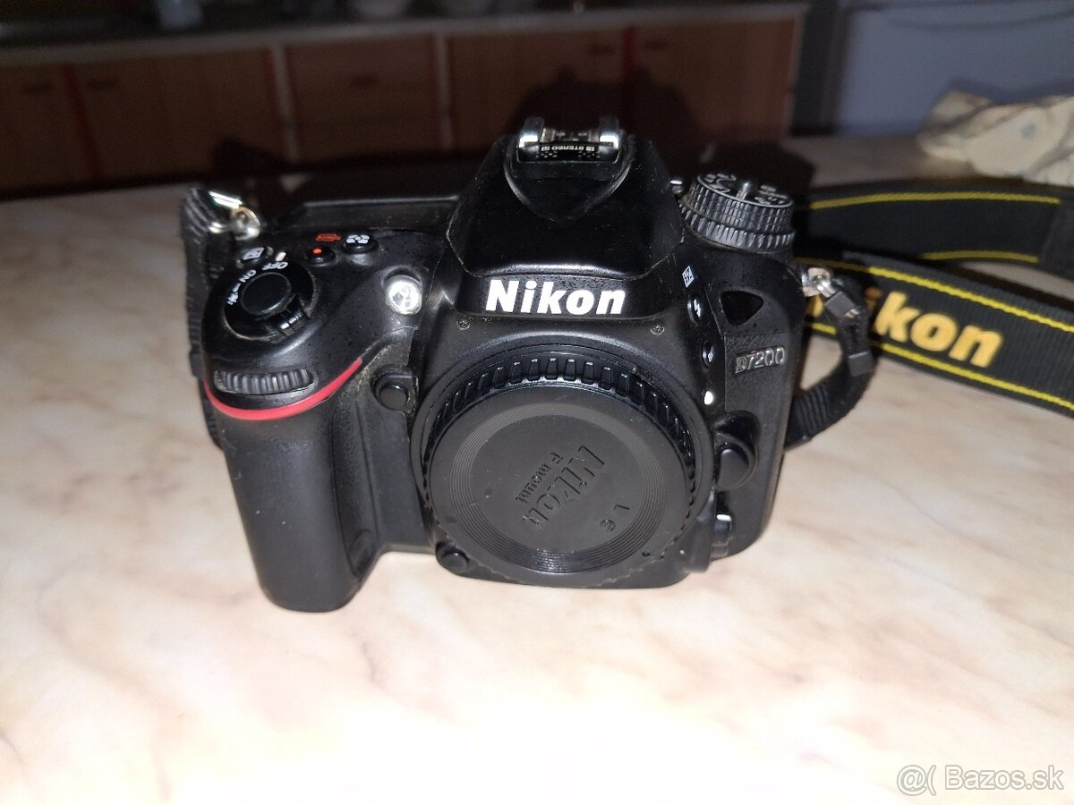 Predám Nikon D7200