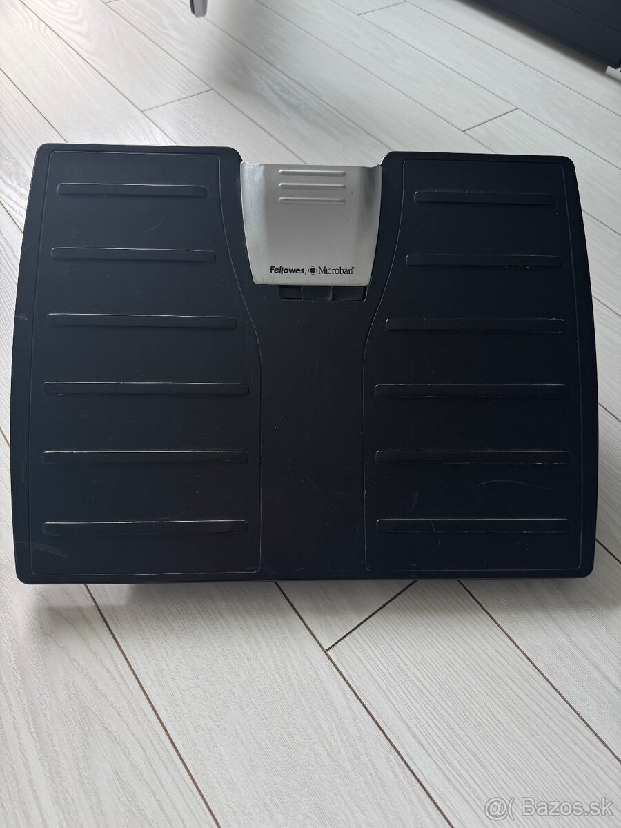 Ergonomická kancelárska podložka na nohy