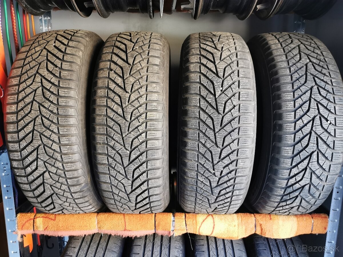 215/60/R16 zimné Yokohama 4ks