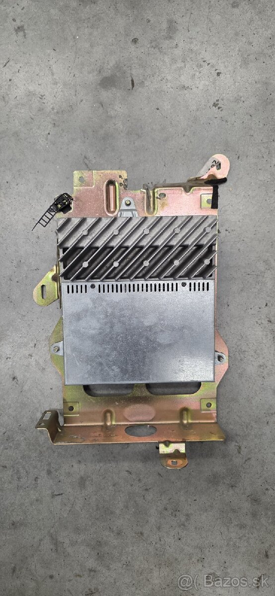 Bmw E39 zosilovač HIFi 8362174