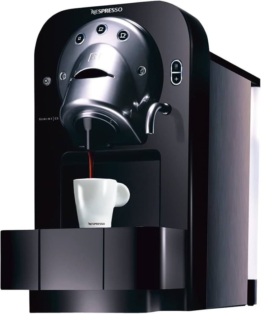 Predám kávovar Nespresso Professional 100cs