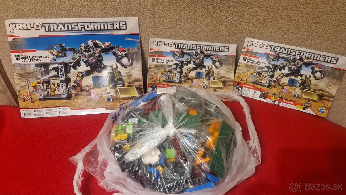 Stavebnice kompatibilne s legom a postavicky