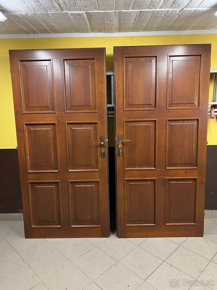 Vchodové dvere 90 masív