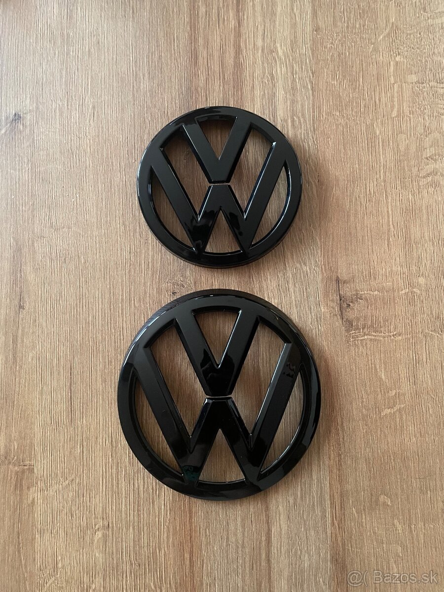 VW Golf 7 / GTI / R Logo znak čierny lesklý