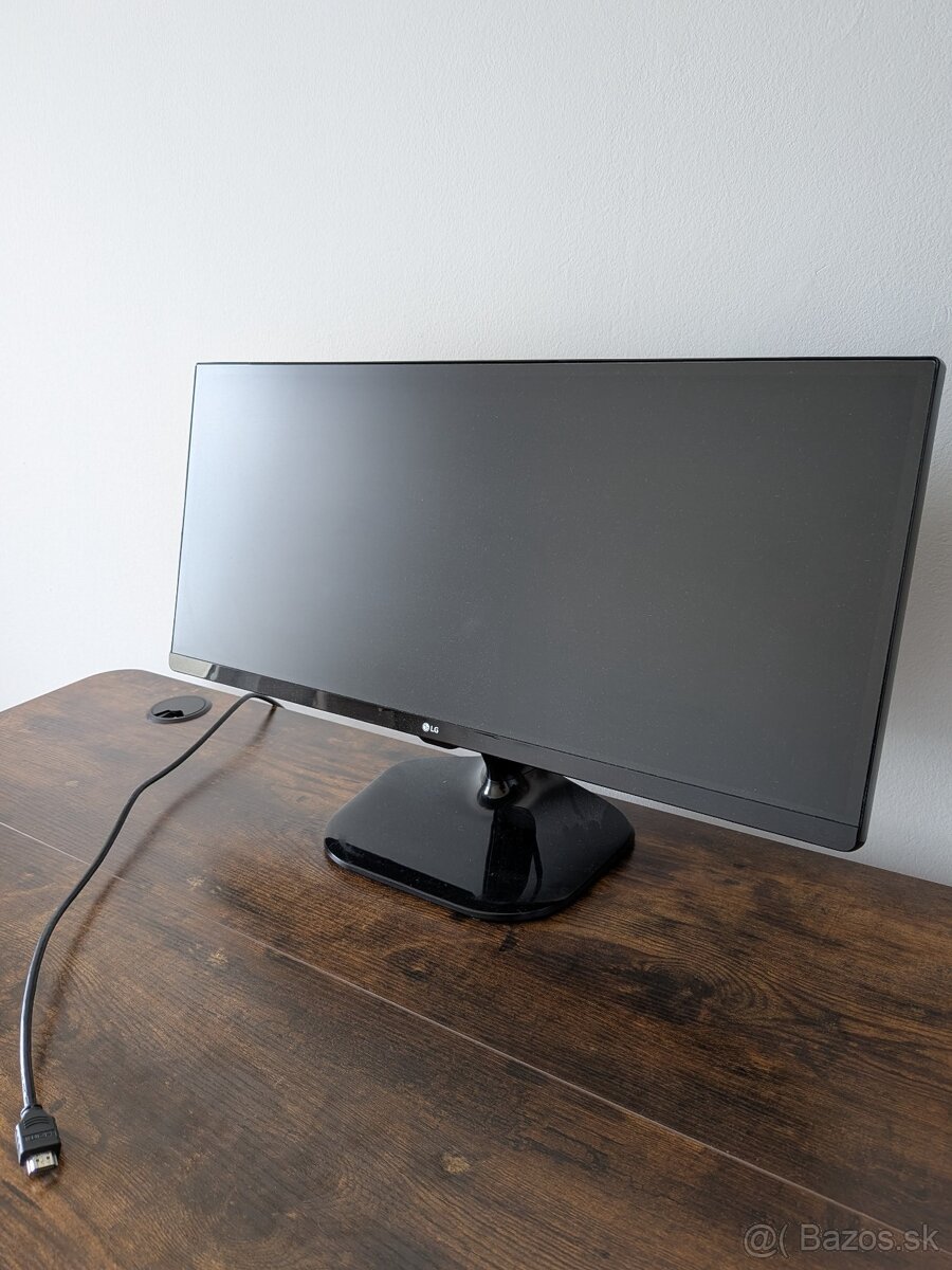 Predám monitor LG 21:9 UltraWide™ FHD IPS