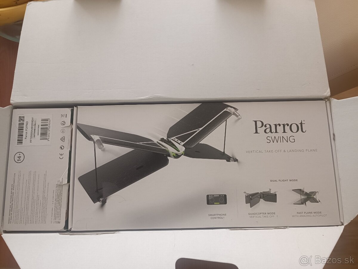 Dron Swing Parrot