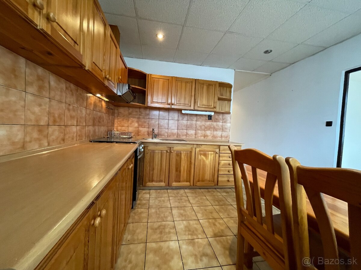 3-izbový byt v centre Ružomberka | 73 m²