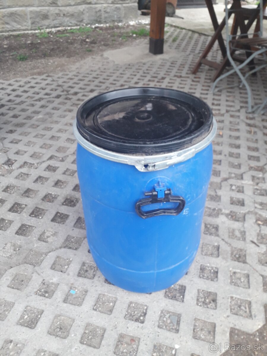 SUDY PLASTOVÉ OBJEM 55 LITRŮ-JAKO NOVÉ