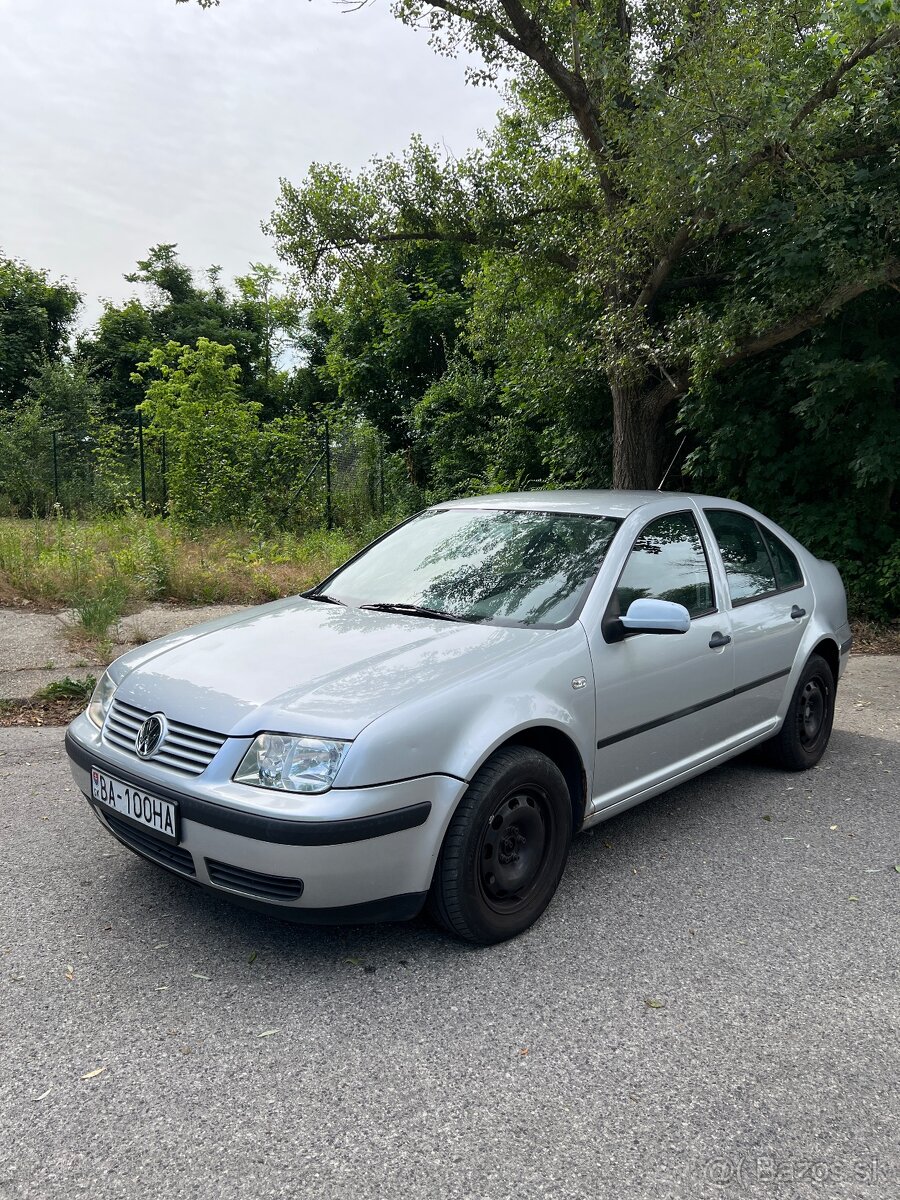 Volkswagen Bora 1.6 16.V