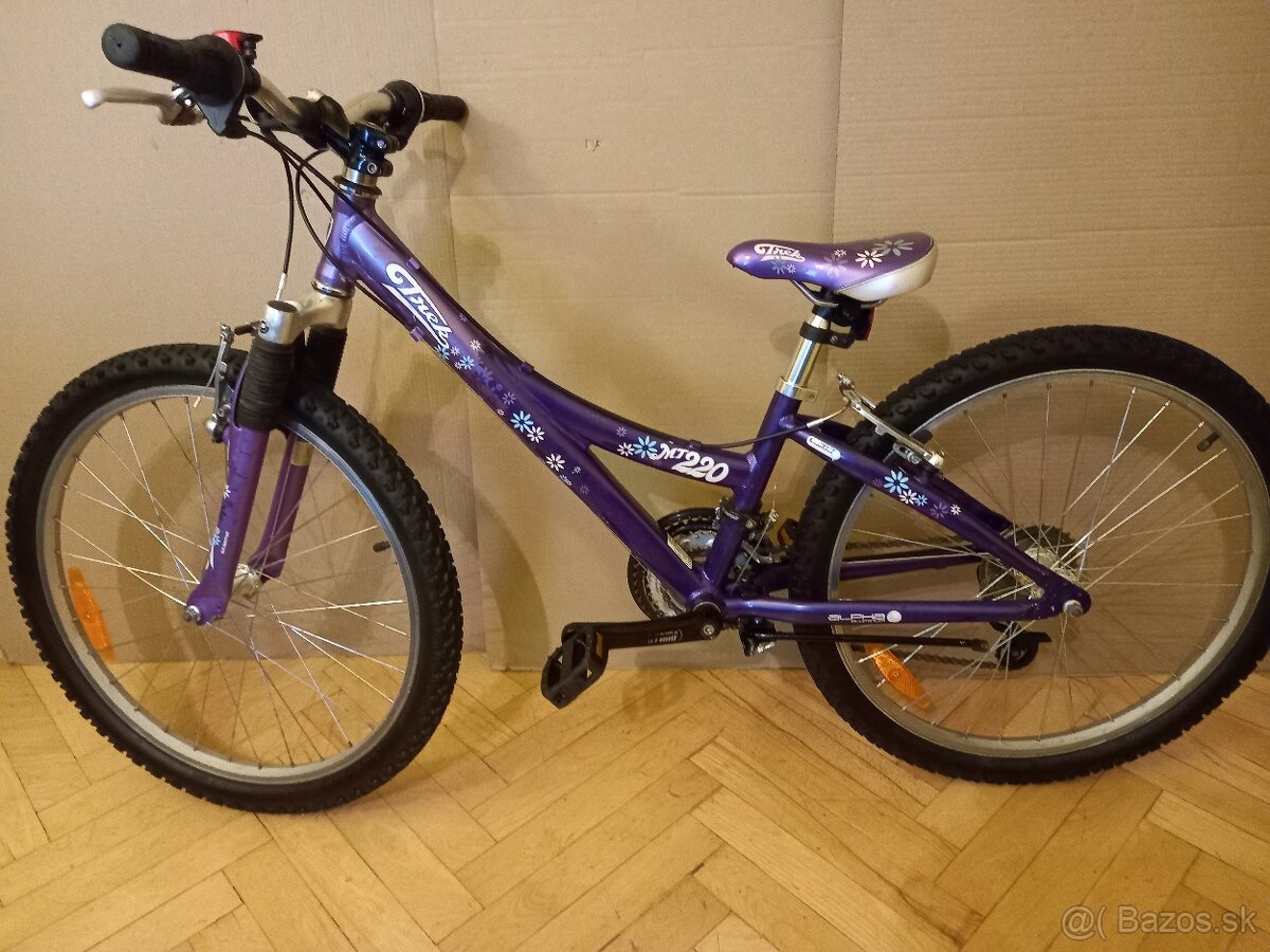 Predám bicykel TREK