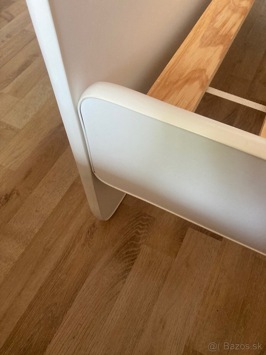 Detská posteľ-pre chlapca aj s matracom