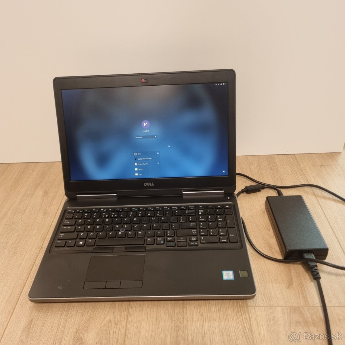 Dell Precision 7520 i7-7820HQ 32GB NVIDIA Quadro M2200 SSD