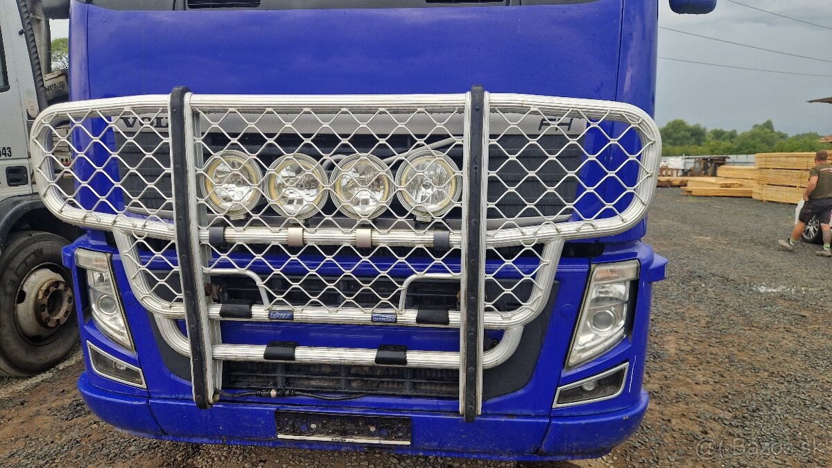 Prednýí ochranný rám/bullbar Offroad