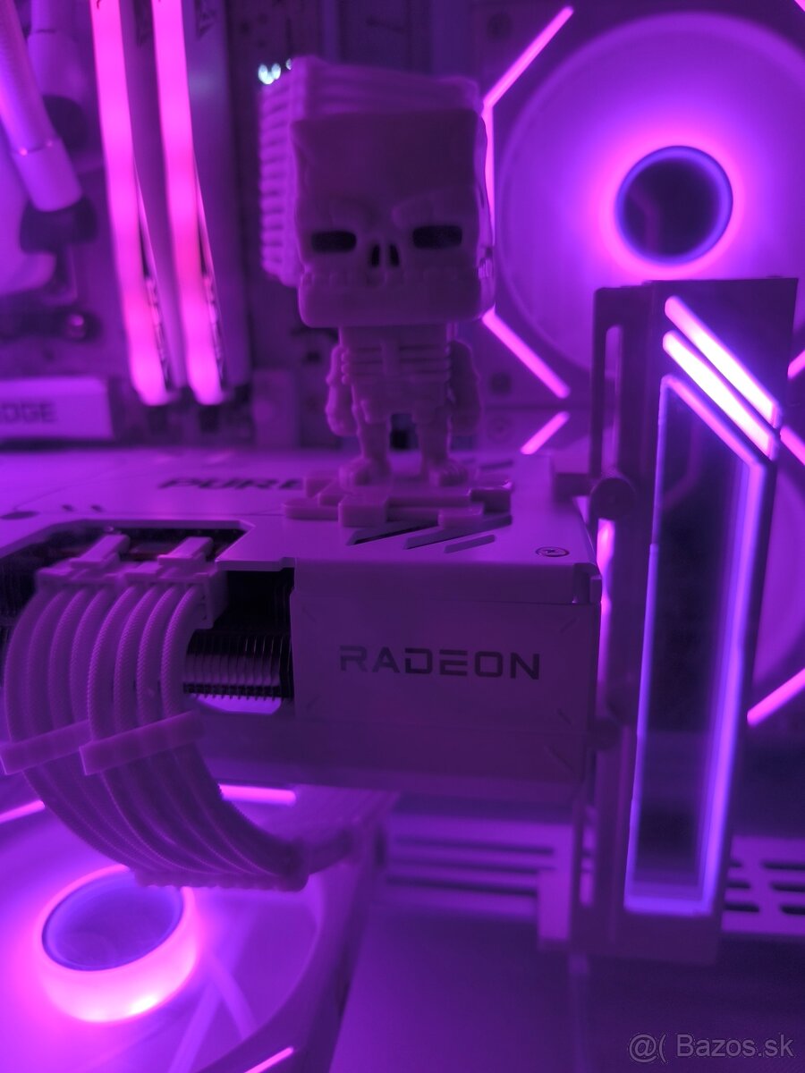 Predam graficku kartu Sapphire Pure Radeon RX 7800xt Zaruka