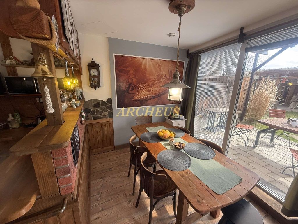 3 izbový MEZANÍN, 96 m2, Sabinov, pozemok 619 m2 ( 1/2 )